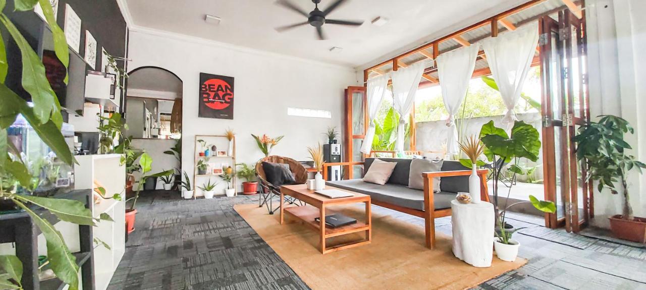 Kangkakawal Beanbag Bintan Backpacker旅舍 外观 照片