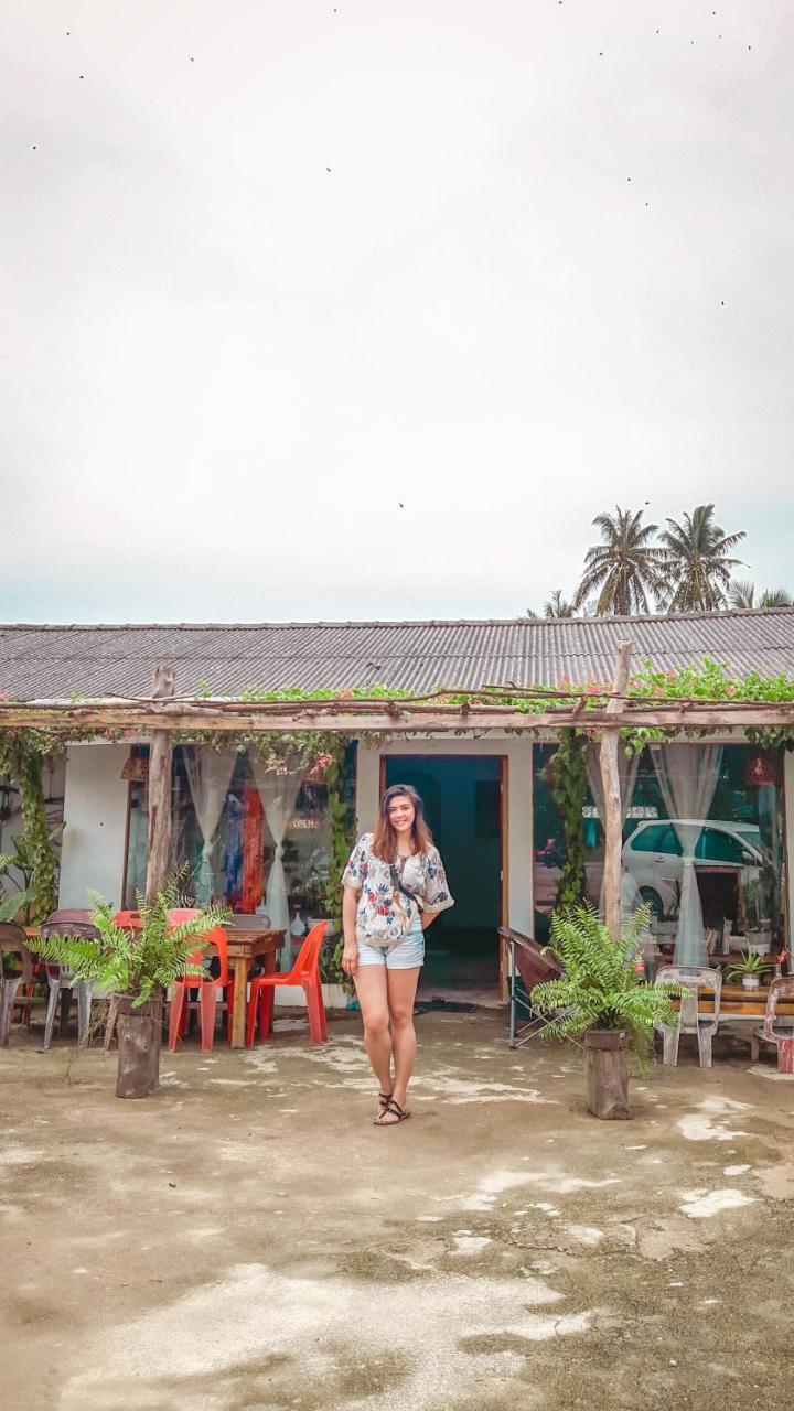 Kangkakawal Beanbag Bintan Backpacker旅舍 外观 照片